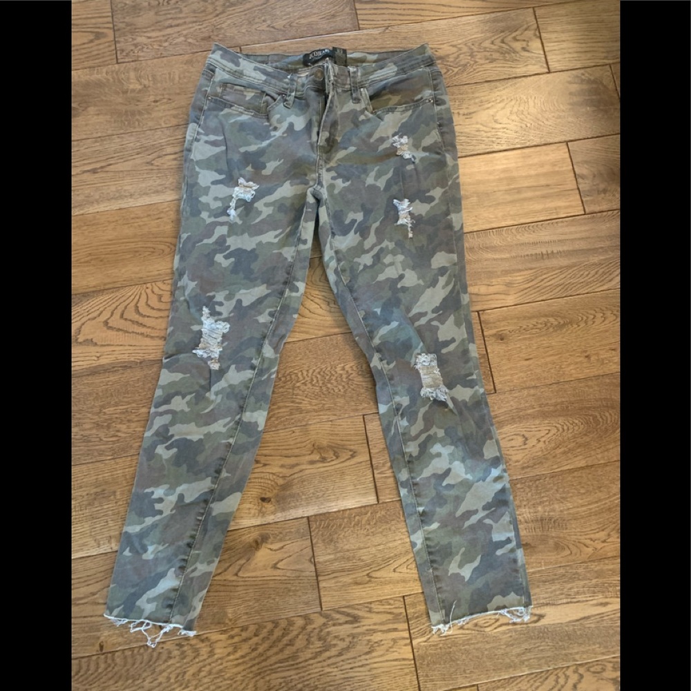 Camo pants